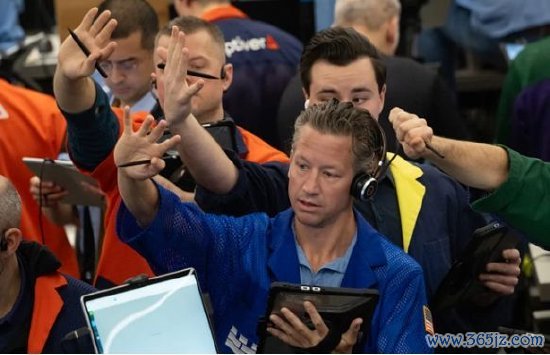 盘前：纳指期货跌0.8% 非农公布在即