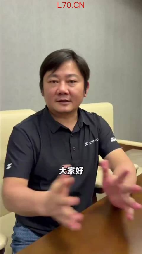 张雪回应车手伸腿争议，解释WSBK荷兰站比赛情况